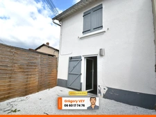 Maison 3 pièces - 55 m2 - Garage et Cour - PESCHADOIRES (63)
