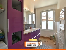 Maison de caractère - 7 pièces - Jardin/Terrasse - Garage - JOZE (63350)