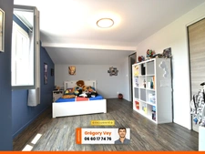Maison 225 m2 - 7 pièces - GARAGE - JARDIN  (63190)
