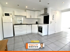 Maison 3 pièces - 55 m2 - Garage et Cour - PESCHADOIRES (63)