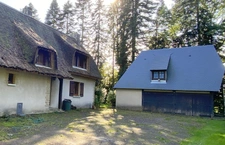 Chaumière de 150 m² avec dépendance sur terrain arboré de 7780 m²