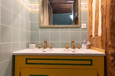 Maison Ancienne de Standing avec Piscine et Vue Campagne
