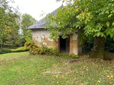 Maison Ancienne de Standing avec Piscine et Vue Campagne