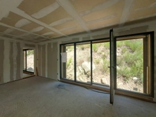 Maison contemporaine en ossature bois – À finir selon vos goûts – Proche lac de Villefort