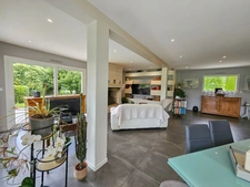 Maison contemporaine avec 4 chambres et terrain de 3 ha - TOURGEVILLE