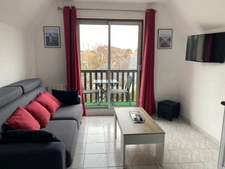 Studio Meublé avec Balcon – À 500 m de la Plage – Tourgeville