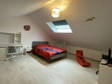 Maison de 4 chambres avec grand garage attenant - Proche de PONT L'EVEQUE (14)