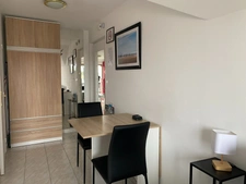 Studio Meublé avec Balcon – À 500 m de la Plage – Tourgeville