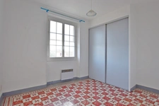 Immeuble de 4 appartements pour regroupement familial