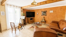 SALON-DE-PROVENCE (13) | Mas provençal composé de deux logements sur un terrain de 1000 m², avec revenus locatifs