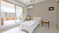 SALON-DE-PROVENCE (13) : T5 (3 chambres) de 129 m² avec terrasse plein sud et garage privatif en sous-sol 