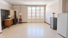 SALON-DE-PROVENCE (13) | Quartier Clémenceau : maison de ville avec garage 