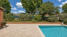 MERINDOL (84) | Maison de plain pied de 168 m² habitables avec 2 gîtes sur un terrain de 870 m² avec piscine