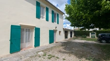 SALON-DE-PROVENCE (13) | Mas provençal composé de deux logements sur un terrain de 1000 m², avec revenus locatifs