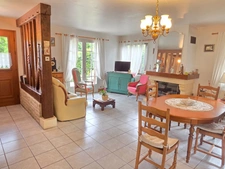 Charmante maison Normande de 135 M2 avec colombages et grand sous-sol 3 chambres à 15mn de Deauville