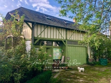Maison de caractère de 264 M2 11 pièces 7 chambres sur un terrain de 770 m2 joliment arboré et fleuri centre ville proximité à pieds des commerces