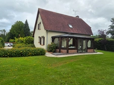 Charmante maison Normande de 135 M2 avec colombages et grand sous-sol 3 chambres à 15mn de Deauville