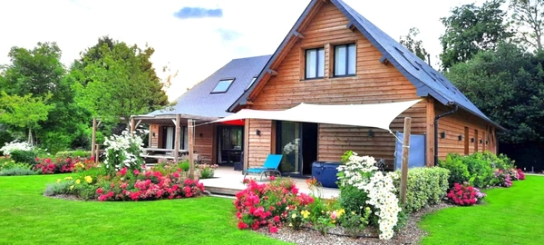  Maison coup de coeur en ossature bois de 168 M2 4 chambres Beaux volumes et au calme