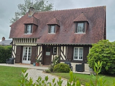 Charmante maison Normande de 135 M2 avec colombages et grand sous-sol 3 chambres à 15mn de Deauville