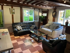 joli manoir de 156 M2 en surface utile avec son annexe sur une terrain d'1,3 hectares arboré