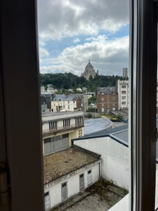 Appartement de 122 M2 avec 3 belles chambres et un grand salon, salle à manger centre Lisieux avec une cave et un grenier