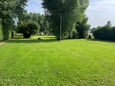 Maison de caractère de 247 M2 avec un gîte de 35 M2 sur un terrain d'environ 4400 M2 entre Deauville et Honfleur et à 1km de la plage de Villerville