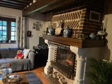 Maison en colombage avec piscine couverte et dépendances Bonneville la Louvet