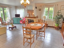 Charmante maison Normande de 135 M2 avec colombages et grand sous-sol 3 chambres à 15mn de Deauville