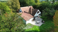 Maison spacieuse à vendre 8 pièces 4 chambres à BAILLEUL LA VALLEE sur un terrain de 1 hectare