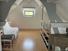 Maison de caractère de 247 M2 avec un gîte de 35 M2 sur un terrain d'environ 4400 M2 entre Deauville et Honfleur et à 1km de la plage de Villerville
