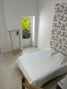 Maison de caractère de 247 M2 avec un gîte de 35 M2 sur un terrain d'environ 4400 M2 entre Deauville et Honfleur et à 1km de la plage de Villerville
