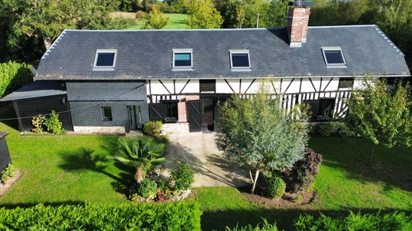MAISON DE CHARME ET AU CALME à HONFLEUR