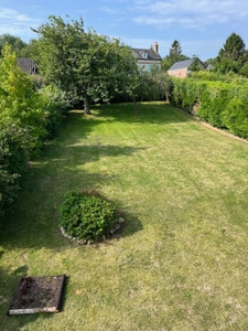 Maison de caractère de 247 M2 avec un gîte de 35 M2 sur un terrain d'environ 4400 M2 entre Deauville et Honfleur et à 1km de la plage de Villerville