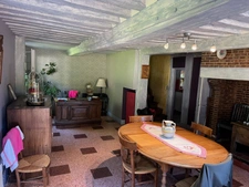 joli manoir de 156 M2 en surface utile avec son annexe sur une terrain d'1,3 hectares arboré