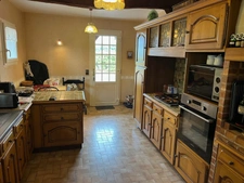 Maison de caractère avec colombages de 155 M2 avec 4 chambres avec une annexe 49 M2 sur 5000 M2 terrain
