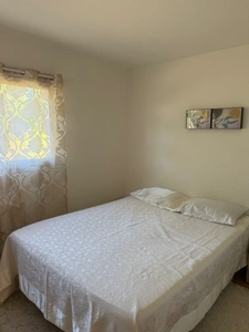 Appartement à vendre 2 pièces EGUILLES (13)