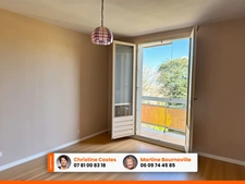 CHAMALIERES : APPARTEMENT T3 TRAVERSANT AVEC BALCON, GARAGE ET CAVE
