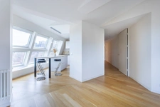CHAMALIERES : APPARTEMENT D'EXCEPTION AVEC BEAUX VOLUMES ET VUE