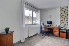 Maison familiale 135 m² – 4 chambres – Jardin – Garage - SENLIS 