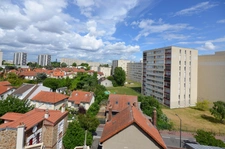 CHATILLON - 16 MIN A PIED METRO L13 - 4 MIN T6 CENTRE VILLE - STUDIO AU DERNIER ETAGE SANS ASCENSEUR
