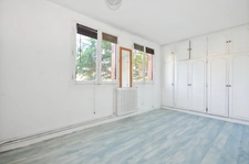 3 PIECES - 61,38 m² - BALCON, CAVE ET BOX - RESIDENCE EN PIERRE DE TAILLE