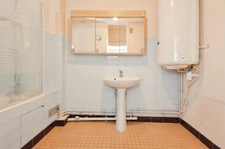 3 PIECES - 61,38 m² - BALCON, CAVE ET BOX - RESIDENCE EN PIERRE DE TAILLE