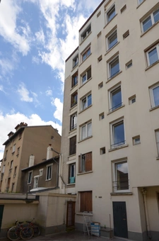 CHATILLON - 16 MIN A PIED METRO L13 - 4 MIN T6 CENTRE VILLE - STUDIO AU DERNIER ETAGE SANS ASCENSEUR