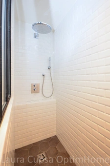 SCEAUX COULEE VERTE - 4P - 76,39 M² - PROCHE CENTRE VILLE - ASCENSEUR - BALCON - CAVE - BOX - RENOVATION ENERGETIQUE PAYEE