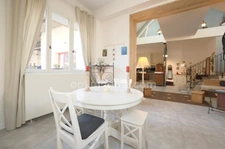 PRESLES (95, VAL D’OISE) : En exclusivité - Au cœur d’un ancien corps de ferme, habitation entièrement rénovée de 180 m² habitables (210 m² au sol) – 6 pièces principales – séjour de 65 m² - 3 chambr