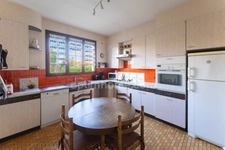HOUILLES, YVELINES (78) - Maison individuelle 172 m² habitables - 8 pièces - 5 chambres - sous-sol total de 106 m² 