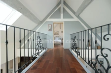 PRESLES (95, VAL D’OISE) : En exclusivité - Au cœur d’un ancien corps de ferme, habitation entièrement rénovée de 180 m² habitables (210 m² au sol) – 6 pièces principales – séjour de 65 m² - 3 chambr