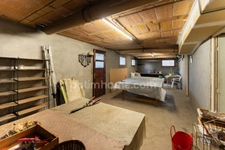 HOUILLES, YVELINES (78) - Maison individuelle 172 m² habitables - 8 pièces - 5 chambres - sous-sol total de 106 m² 