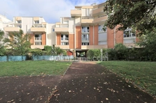 EAUBONNE (95, VAL D’OISE) – En plein centre-ville – appartement 4 pièces F4/T4 – 79,23 m² - Box