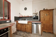 PRESLES (95, VAL D’OISE) : En exclusivité - Au cœur d’un ancien corps de ferme, habitation entièrement rénovée de 180 m² habitables (210 m² au sol) – 6 pièces principales – séjour de 65 m² - 3 chambr